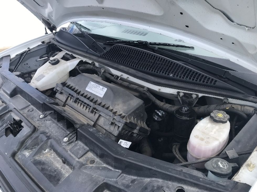 Light Duty Box Truck-Light and Medium Duty Trucks-GMC-2021-Savana G33903-Allentown-PA-64,421\n\t\tmiles-$ 32,500 - Image 24