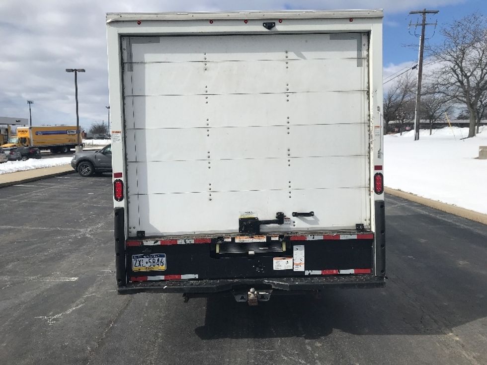 Light Duty Box Truck-Light and Medium Duty Trucks-GMC-2021-Savana G33903-Allentown-PA-64,421\n\t\tmiles-$ 32,500 - Image 7