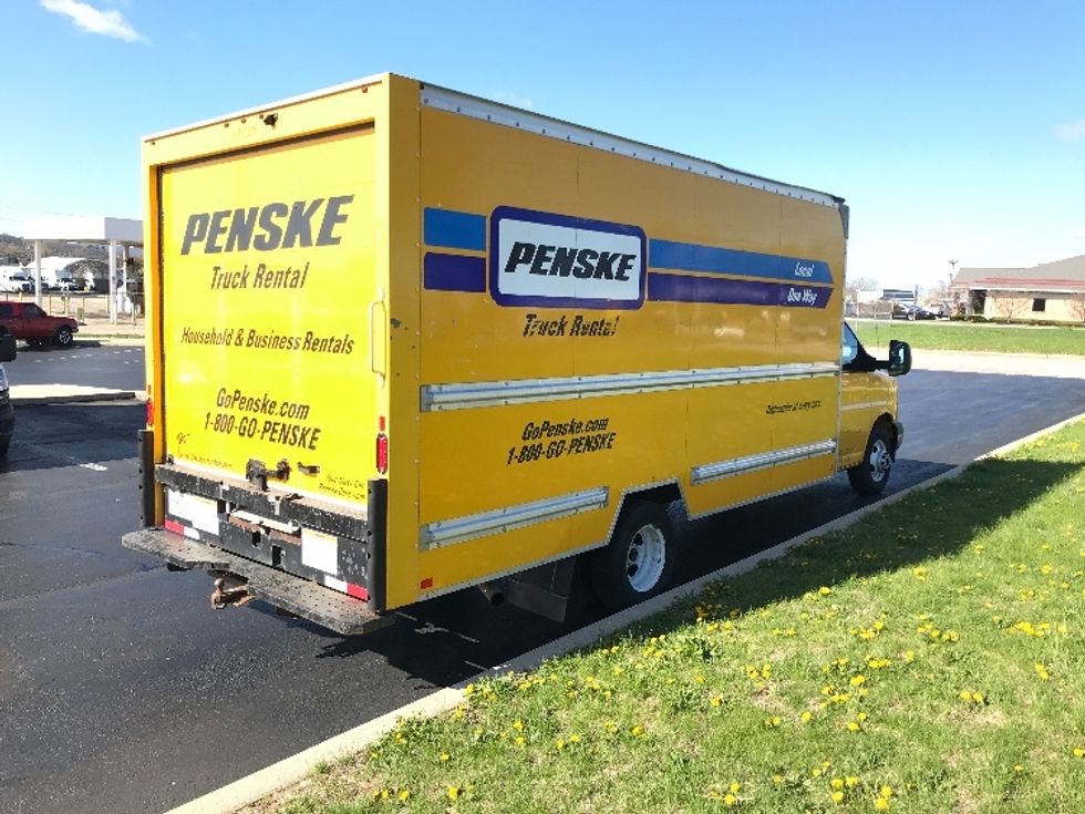 Light Duty Box Truck-Light and Medium Duty Trucks-GMC-2021-Savana G33903-Allentown-PA-91,918\n\t\tmiles-$ 26,250 - Image 13