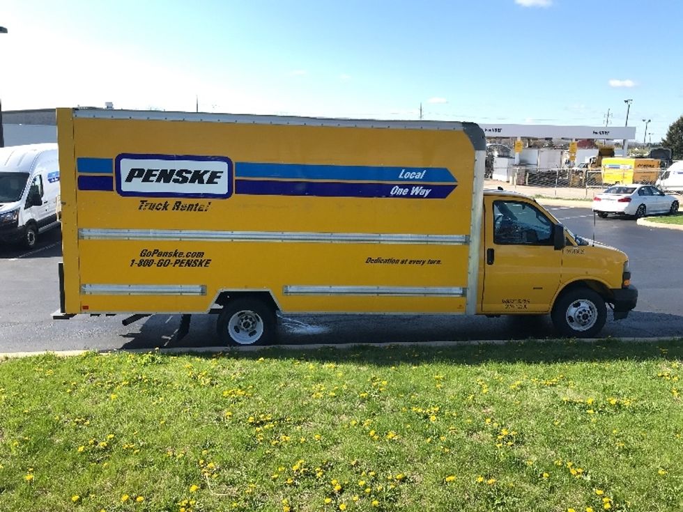 Light Duty Box Truck-Light and Medium Duty Trucks-GMC-2021-Savana G33903-Allentown-PA-91,918\n\t\tmiles-$ 26,250 - Image 15