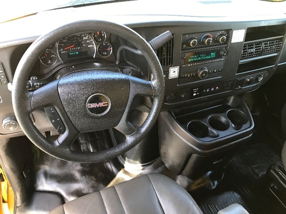 Light Duty Box Truck-Light and Medium Duty Trucks-GMC-2021-Savana G33903-Allentown-PA-91,918\n\t\tmiles-$ 26,250 - Image 19