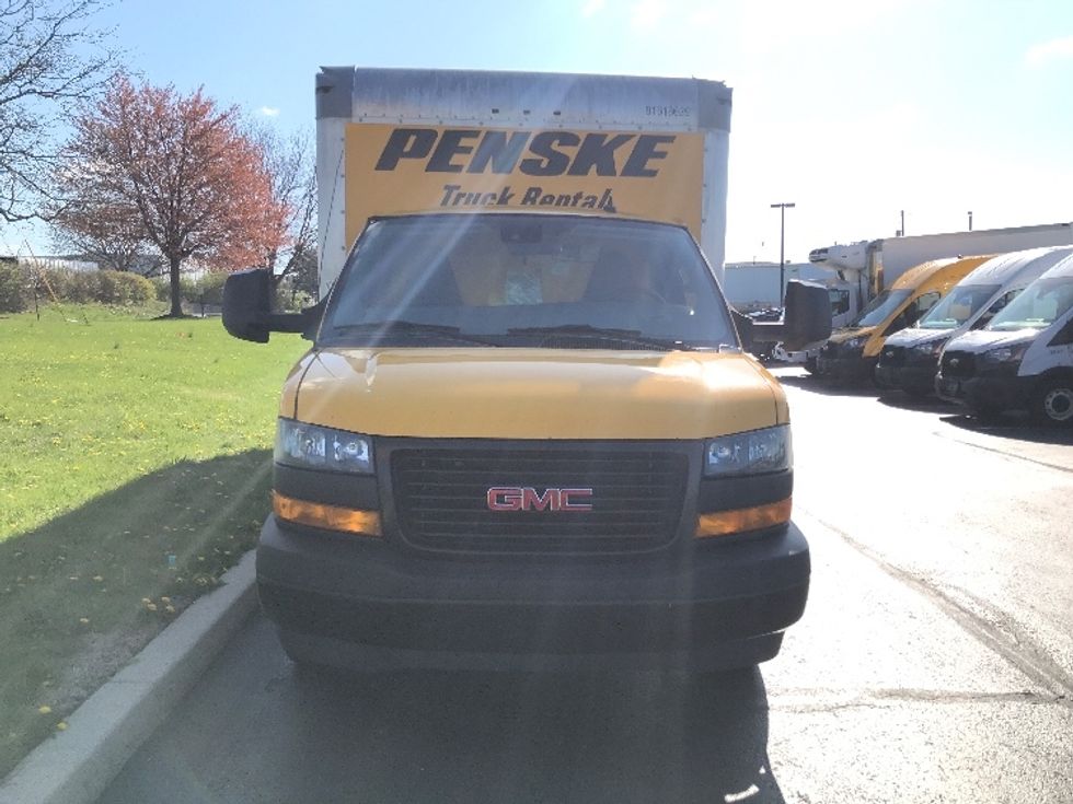 Light Duty Box Truck-Light and Medium Duty Trucks-GMC-2021-Savana G33903-Allentown-PA-91,918\n\t\tmiles-$ 26,250 - Image 2