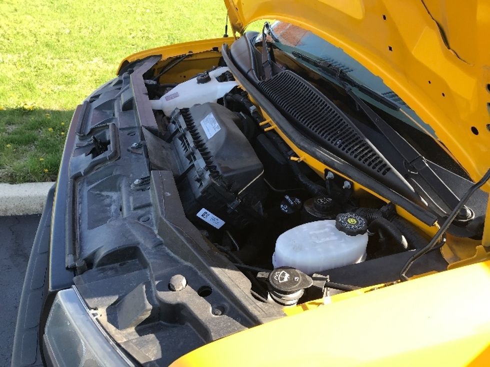 Light Duty Box Truck-Light and Medium Duty Trucks-GMC-2021-Savana G33903-Allentown-PA-91,918\n\t\tmiles-$ 26,250 - Image 24