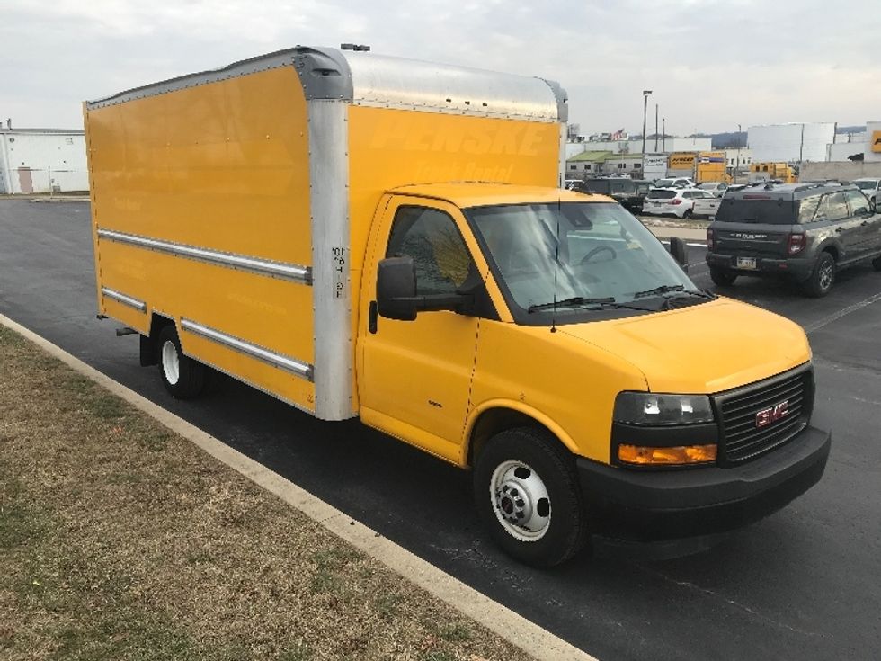 Light Duty Box Truck-Light and Medium Duty Trucks-GMC-2021-Savana G33903-Allentown-PA-99,046\n\t\tmiles-$ 25,750 - Image 1