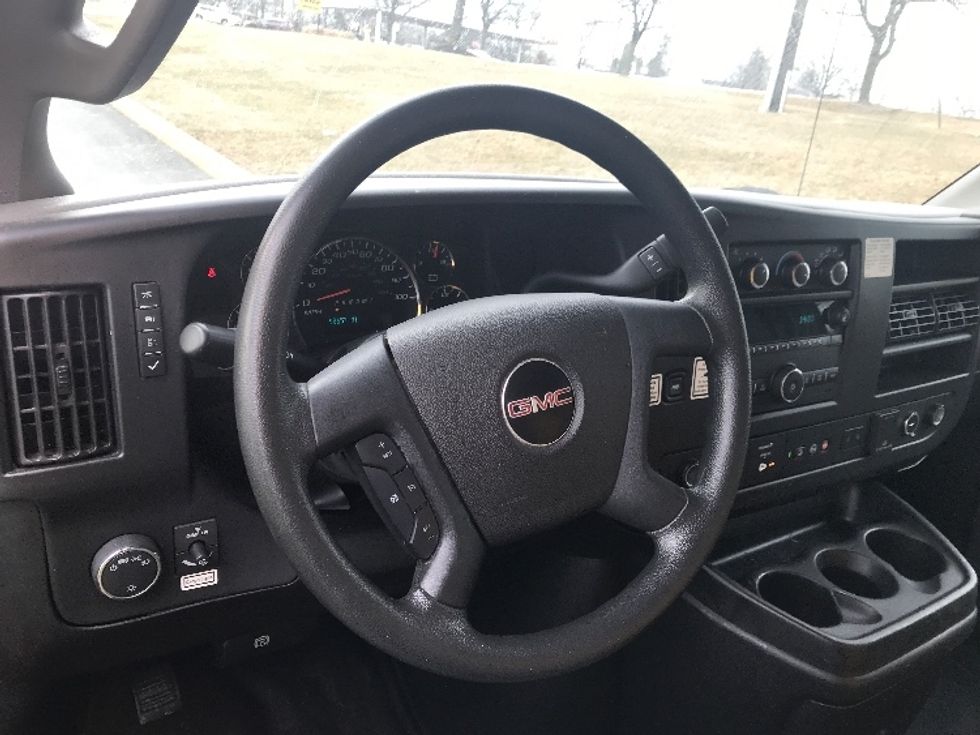 Light Duty Box Truck-Light and Medium Duty Trucks-GMC-2021-Savana G33903-Allentown-PA-99,046\n\t\tmiles-$ 25,750 - Image 17