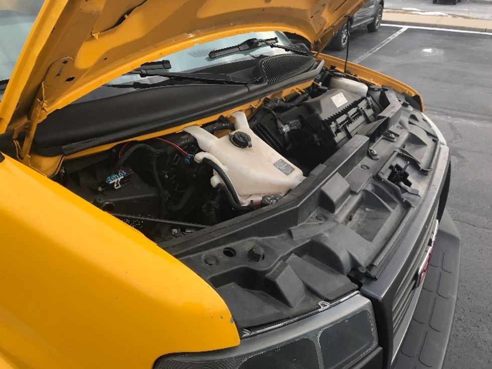 Light Duty Box Truck-Light and Medium Duty Trucks-GMC-2021-Savana G33903-Allentown-PA-99,046\n\t\tmiles-$ 25,750 - Image 24