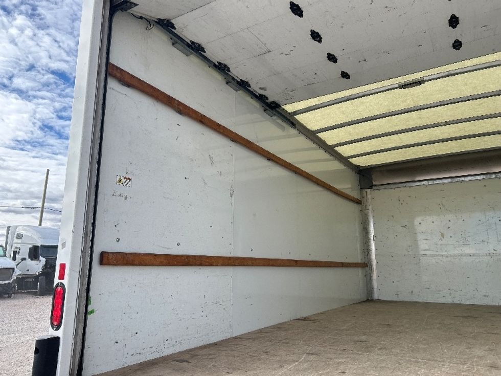 Light Duty Box Truck-Light and Medium Duty Trucks-GMC-2021-Savana G33903-Amarillo-TX-113,808\n\t\tmiles-$ 27,750 - Image 11