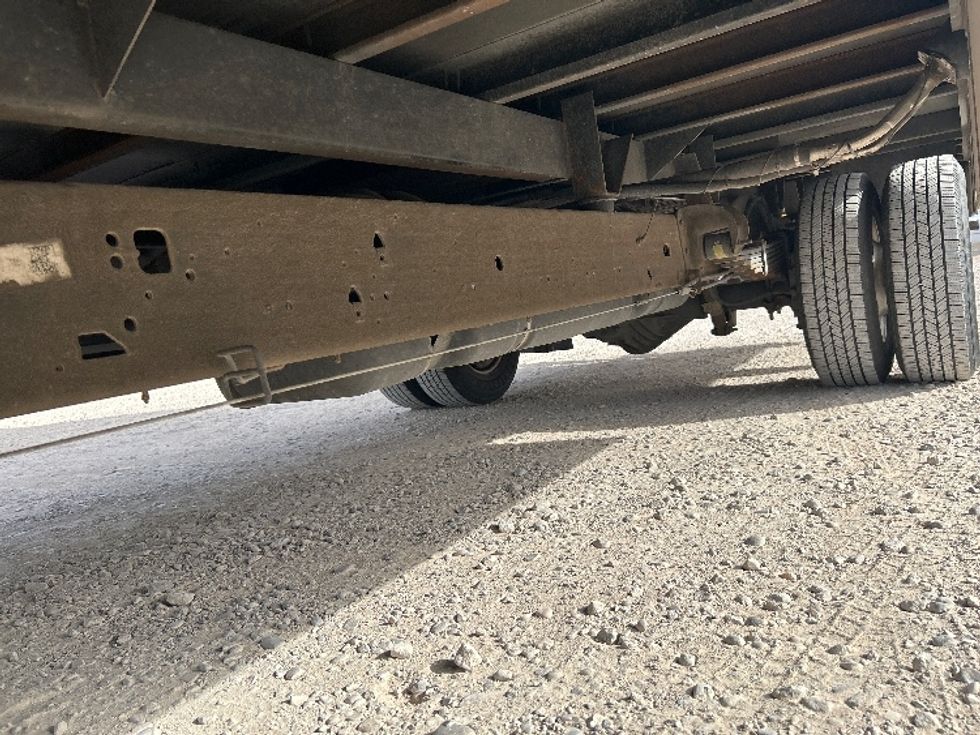 Light Duty Box Truck-Light and Medium Duty Trucks-GMC-2021-Savana G33903-Amarillo-TX-113,808\n\t\tmiles-$ 27,750 - Image 5