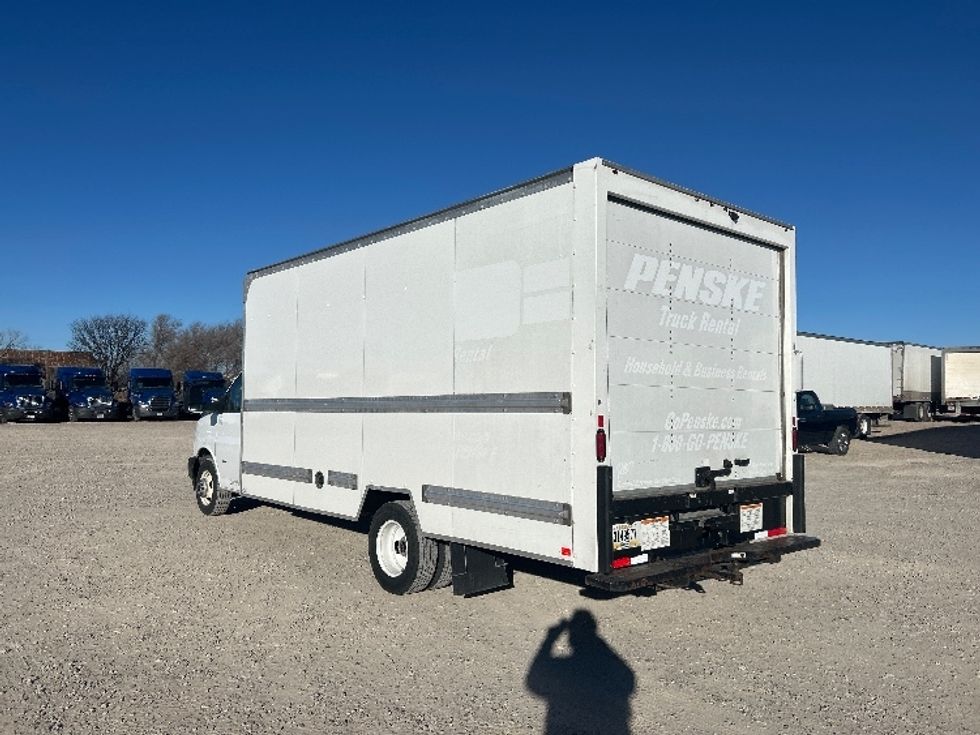 Light Duty Box Truck-Light and Medium Duty Trucks-GMC-2021-Savana G33903-Amarillo-TX-113,808\n\t\tmiles-$ 27,750 - Image 6