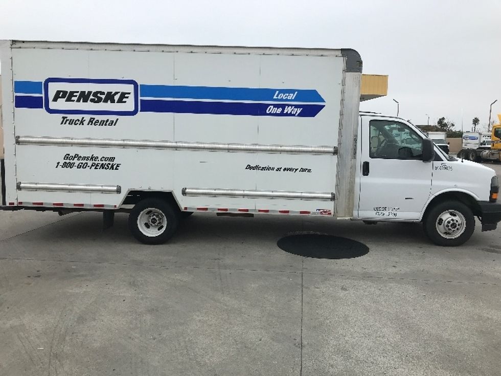 Light Duty Box Truck-Light and Medium Duty Trucks-GMC-2021-Savana G33903-Anaheim-CA-104,570\n\t\tmiles-$ 30,000 - Image 15