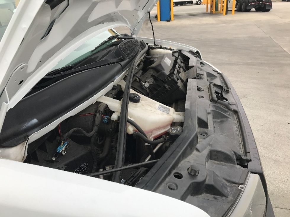 Light Duty Box Truck-Light and Medium Duty Trucks-GMC-2021-Savana G33903-Anaheim-CA-104,570\n\t\tmiles-$ 30,000 - Image 23