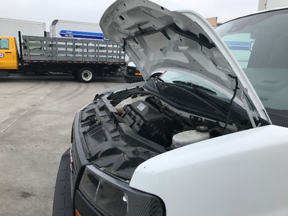 Light Duty Box Truck-Light and Medium Duty Trucks-GMC-2021-Savana G33903-Anaheim-CA-104,570\n\t\tmiles-$ 30,000 - Image 24