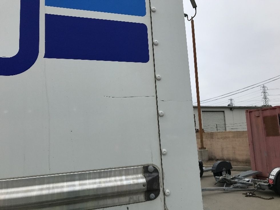 Light Duty Box Truck-Light and Medium Duty Trucks-GMC-2021-Savana G33903-Anaheim-CA-104,570\n\t\tmiles-$ 30,000 - Image 25