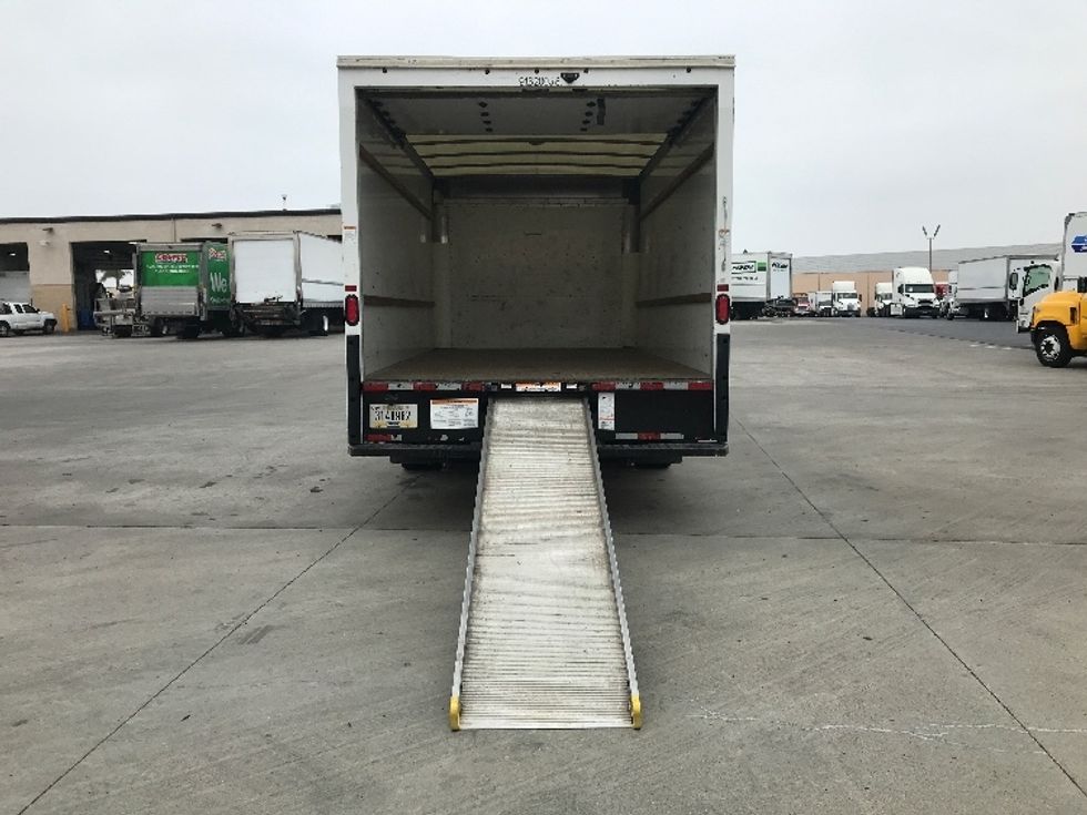 Light Duty Box Truck-Light and Medium Duty Trucks-GMC-2021-Savana G33903-Anaheim-CA-104,570\n\t\tmiles-$ 30,000 - Image 9