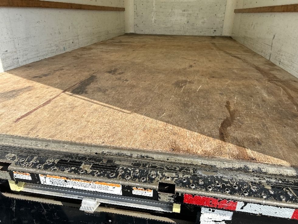 Light Duty Box Truck-Light and Medium Duty Trucks-GMC-2021-Savana G33903-Anderson-SC-100,116\n\t\tmiles-$ 31,250 - Image 9