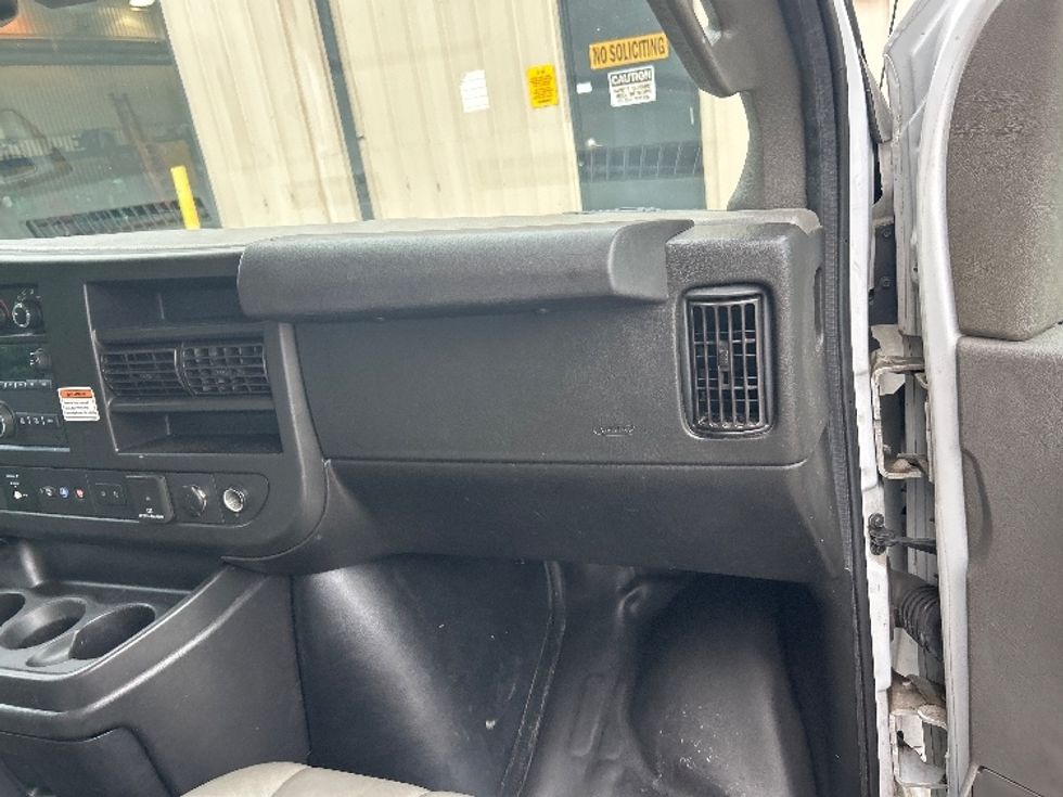 Light Duty Box Truck-Light and Medium Duty Trucks-GMC-2021-Savana G33903-Anderson-SC-108,084\n\t\tmiles-$ 28,000 - Image 20