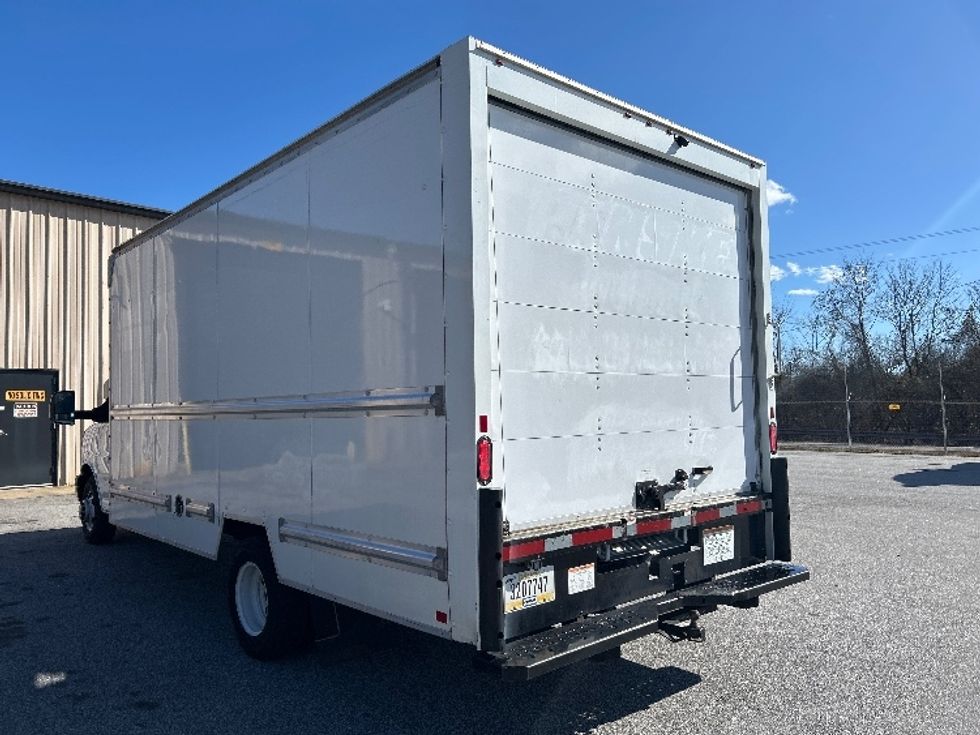 Light Duty Box Truck-Light and Medium Duty Trucks-GMC-2021-Savana G33903-Anderson-SC-110,727\n\t\tmiles-$ 30,000 - Image 6