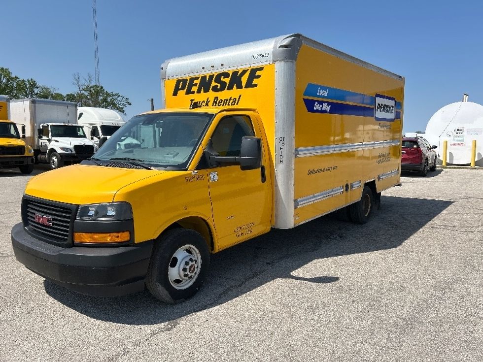 Light Duty Box Truck-Light and Medium Duty Trucks-GMC-2021-Savana G33903-Anderson-SC-84,691\n\t\tmiles-$ 28,250 - Image 1