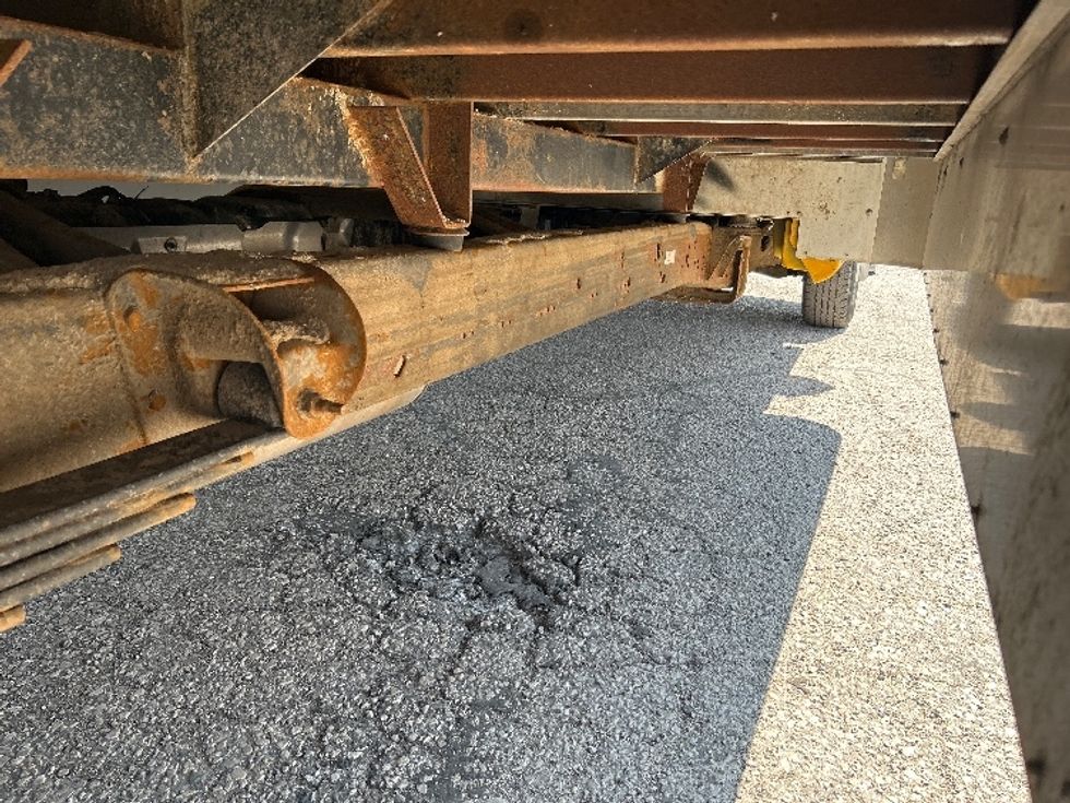 Light Duty Box Truck-Light and Medium Duty Trucks-GMC-2021-Savana G33903-Anderson-SC-84,691\n\t\tmiles-$ 28,250 - Image 13