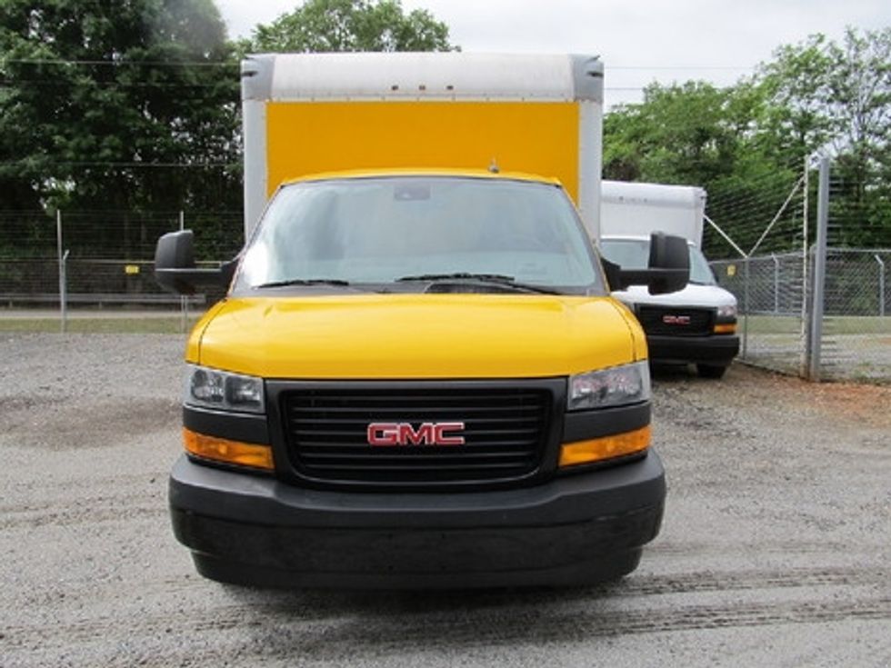 Light Duty Box Truck-Light and Medium Duty Trucks-GMC-2021-Savana G33903-Anderson-SC-88,641\n\t\tmiles-$ 27,250 - Image 2