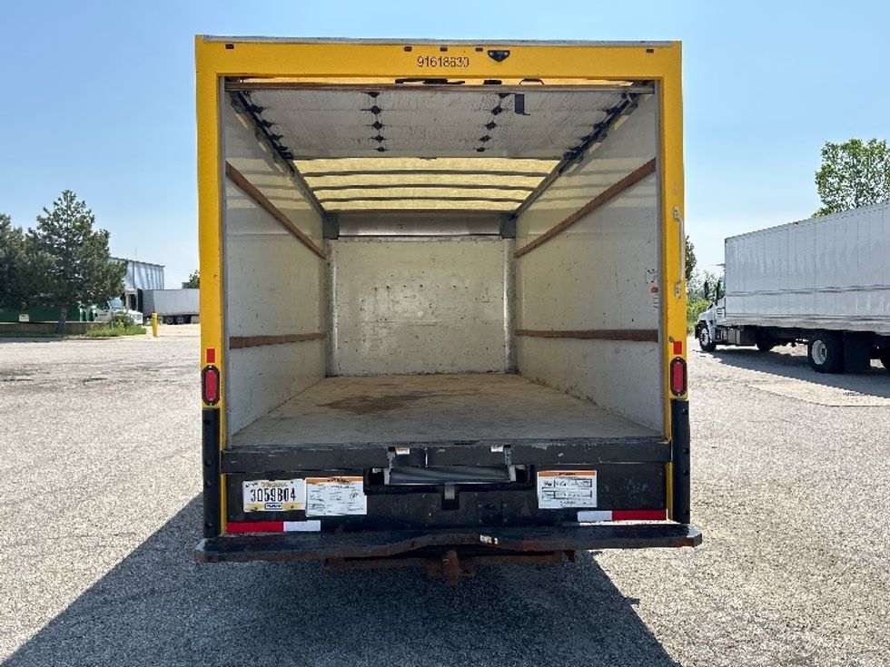 Light Duty Box Truck-Light and Medium Duty Trucks-GMC-2021-Savana G33903-Anderson-SC-88,641\n\t\tmiles-$ 27,250 - Image 8