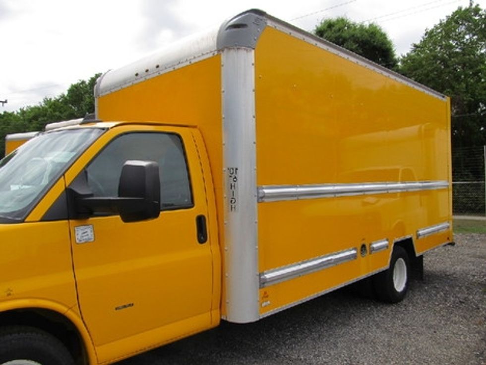 Light Duty Box Truck-Light and Medium Duty Trucks-GMC-2021-Savana G33903-Anderson-SC-88,641\n\t\tmiles-$ 27,250 - Image 9