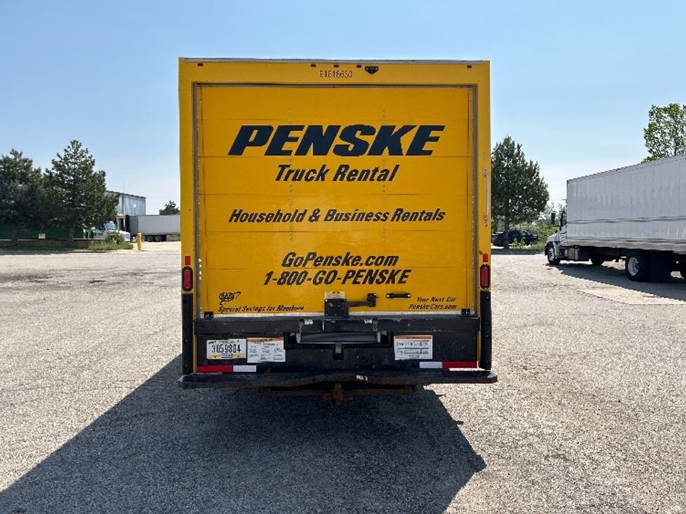 Light Duty Box Truck-Light and Medium Duty Trucks-GMC-2021-Savana G33903-Anderson-SC-88,641\n\t\tmiles-$ 29,500 - Image 5