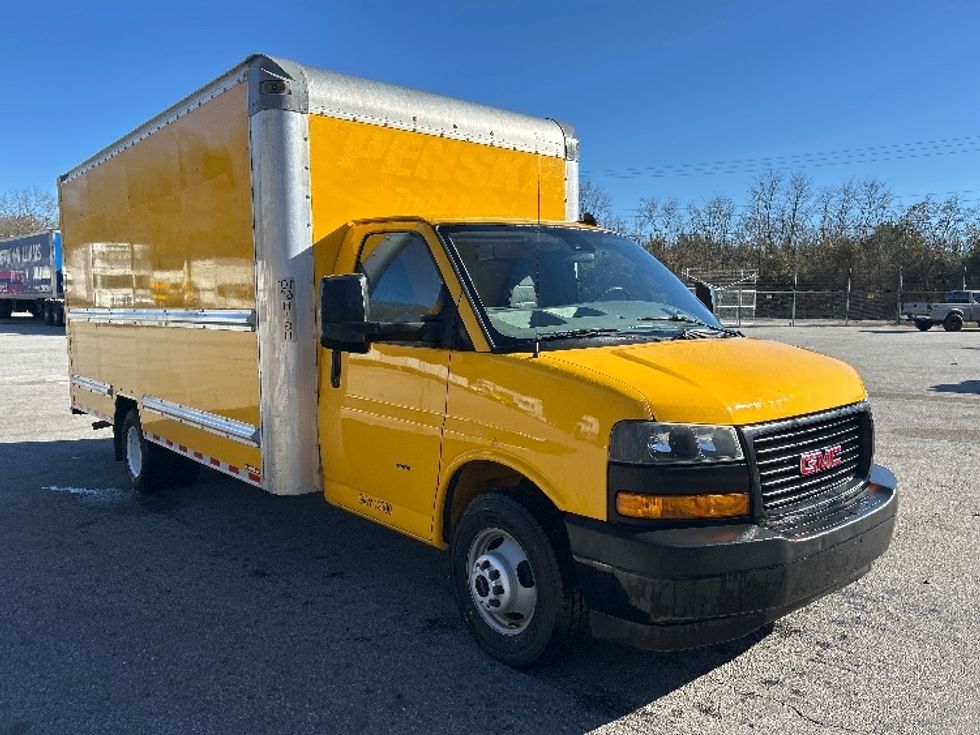 Light Duty Box Truck-Light and Medium Duty Trucks-GMC-2021-Savana G33903-Anderson-SC-89,443\n\t\tmiles-$ 29,500 - Image 1
