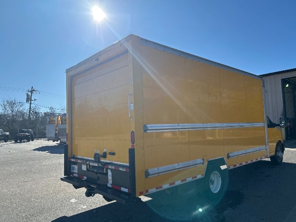 Light Duty Box Truck-Light and Medium Duty Trucks-GMC-2021-Savana G33903-Anderson-SC-89,443\n\t\tmiles-$ 29,500 - Image 12
