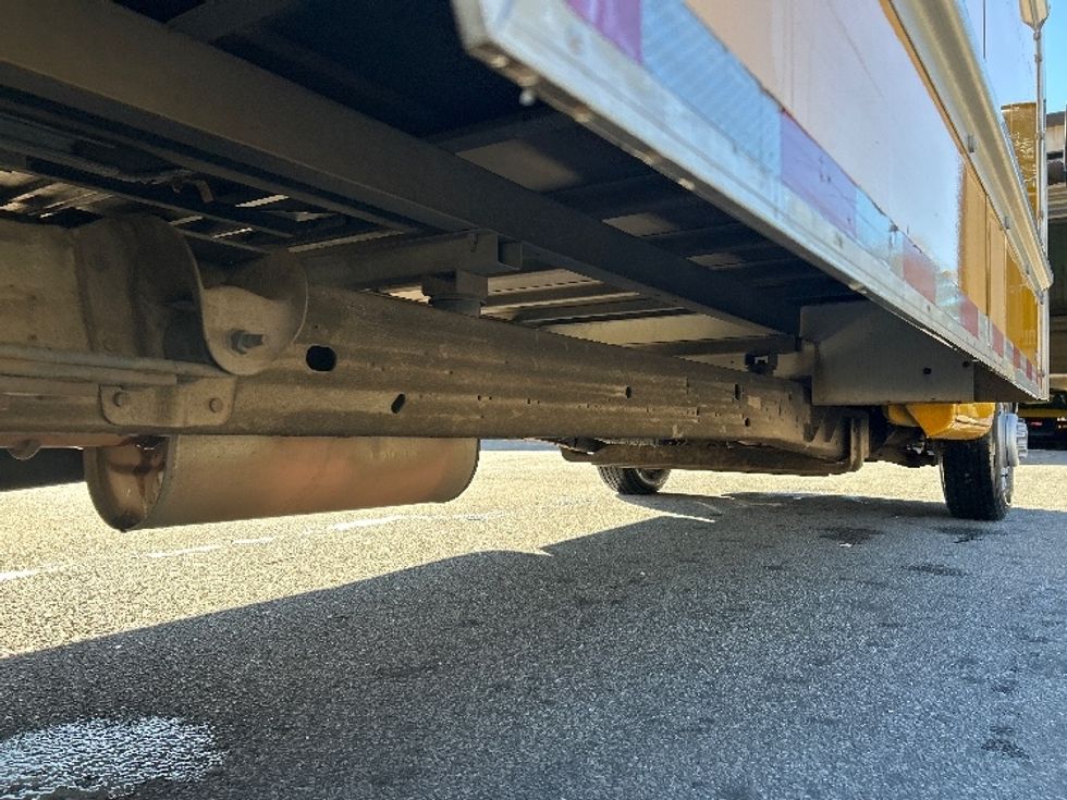 Light Duty Box Truck-Light and Medium Duty Trucks-GMC-2021-Savana G33903-Anderson-SC-89,443\n\t\tmiles-$ 29,500 - Image 13