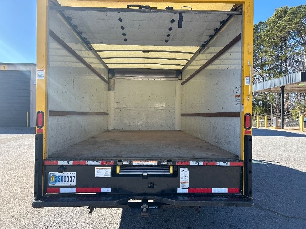 Light Duty Box Truck-Light and Medium Duty Trucks-GMC-2021-Savana G33903-Anderson-SC-89,443\n\t\tmiles-$ 29,500 - Image 8