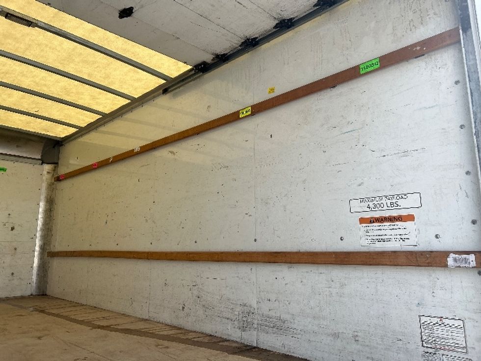 Light Duty Box Truck-Light and Medium Duty Trucks-GMC-2021-Savana G33903-Anderson-SC-91,521\n\t\tmiles-$ 32,250 - Image 11