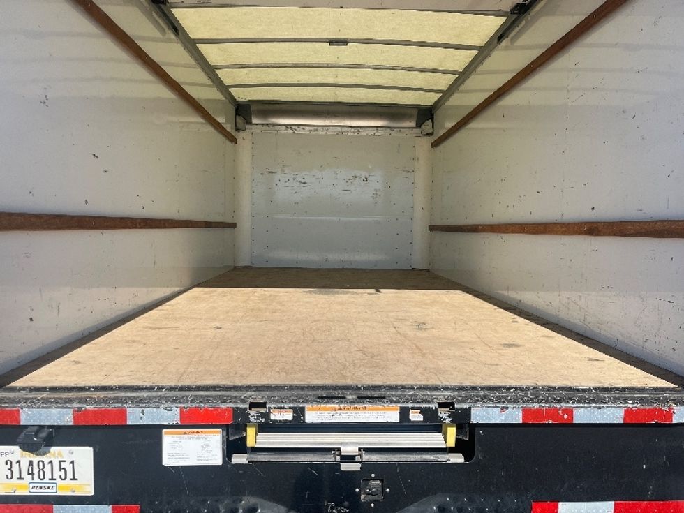 Light Duty Box Truck-Light and Medium Duty Trucks-GMC-2021-Savana G33903-Apopka-FL-100,920\n\t\tmiles-$ 27,500 - Image 10