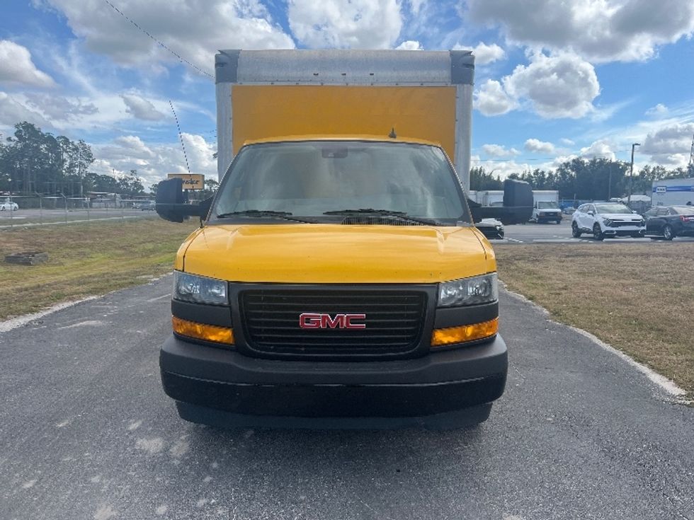 Light Duty Box Truck-Light and Medium Duty Trucks-GMC-2021-Savana G33903-Apopka-FL-105,287\n\t\tmiles-$ 27,000 - Image 2