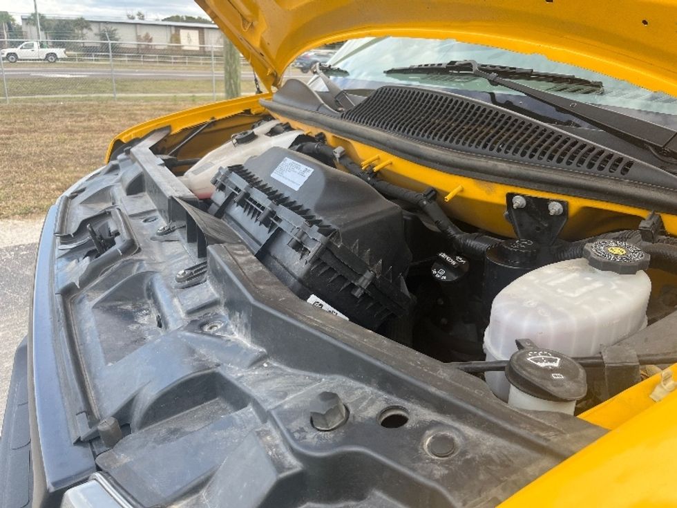 Light Duty Box Truck-Light and Medium Duty Trucks-GMC-2021-Savana G33903-Apopka-FL-105,287\n\t\tmiles-$ 27,000 - Image 24