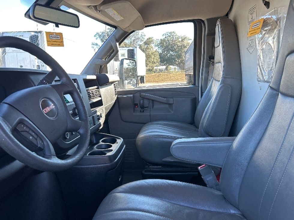 Light Duty Box Truck-Light and Medium Duty Trucks-GMC-2021-Savana G33903-Apopka-FL-107,282\n\t\tmiles-$ 30,000 - Image 19