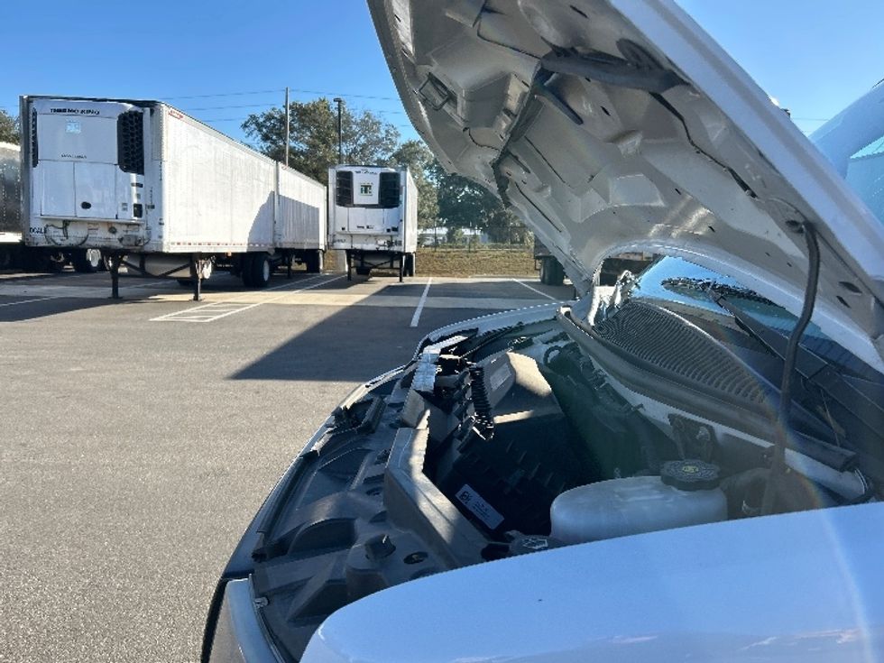 Light Duty Box Truck-Light and Medium Duty Trucks-GMC-2021-Savana G33903-Apopka-FL-107,282\n\t\tmiles-$ 30,000 - Image 24