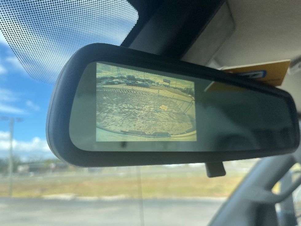 Light Duty Box Truck-Light and Medium Duty Trucks-GMC-2021-Savana G33903-Apopka-FL-107,282\n\t\tmiles-$ 30,000 - Image 25