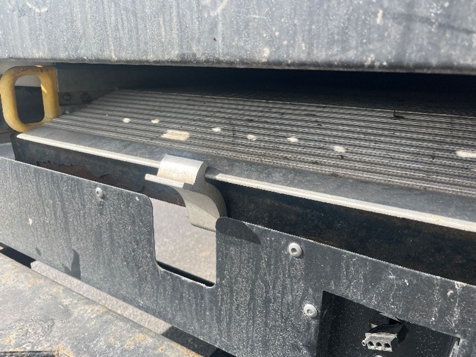 Light Duty Box Truck-Light and Medium Duty Trucks-GMC-2021-Savana G33903-Apopka-FL-108,664\n\t\tmiles-$ 29,750 - Image 26