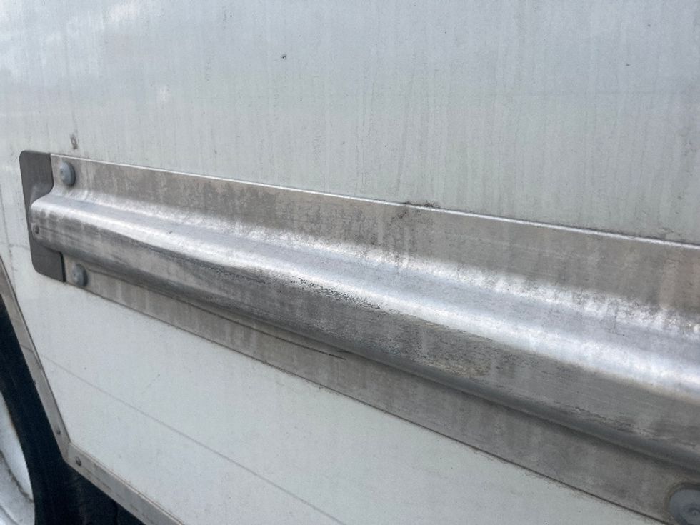 Light Duty Box Truck-Light and Medium Duty Trucks-GMC-2021-Savana G33903-Apopka-FL-108,664\n\t\tmiles-$ 29,750 - Image 29