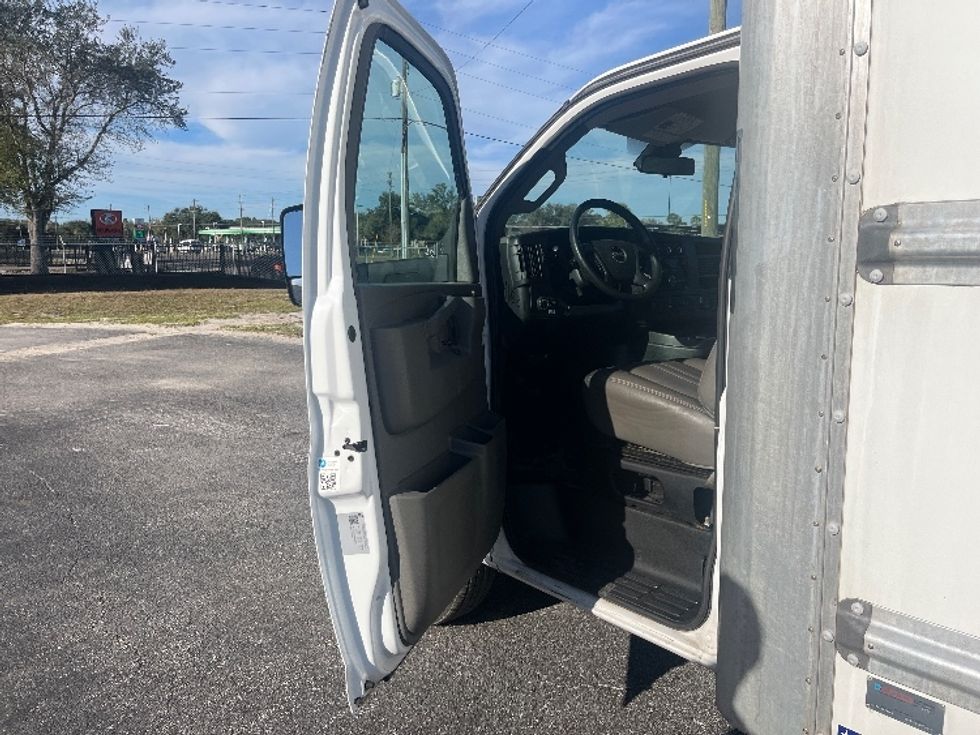 Light Duty Box Truck-Light and Medium Duty Trucks-GMC-2021-Savana G33903-Apopka-FL-111,508\n\t\tmiles-$ 29,500 - Image 16