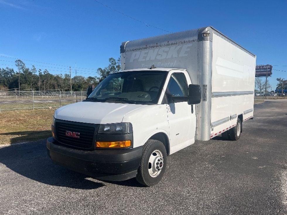Light Duty Box Truck-Light and Medium Duty Trucks-GMC-2021-Savana G33903-Apopka-FL-111,508\n\t\tmiles-$ 29,500 - Image 3