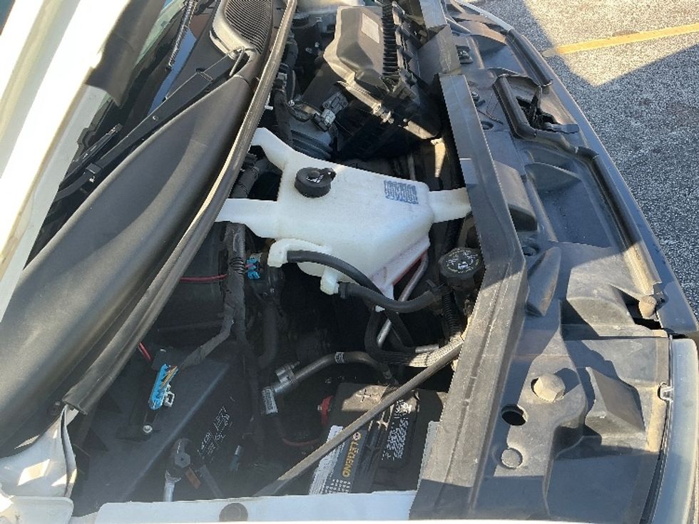 Light Duty Box Truck-Light and Medium Duty Trucks-GMC-2021-Savana G33903-Apopka-FL-114,168\n\t\tmiles-$ 26,750 - Image 23