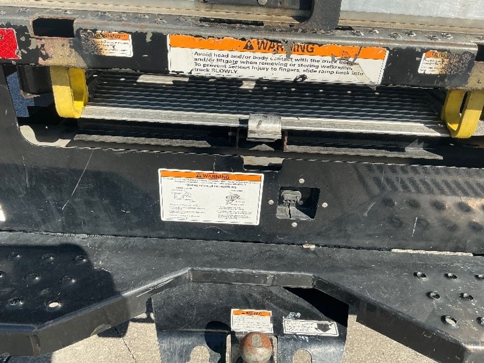 Light Duty Box Truck-Light and Medium Duty Trucks-GMC-2021-Savana G33903-Apopka-FL-114,168\n\t\tmiles-$ 26,750 - Image 26