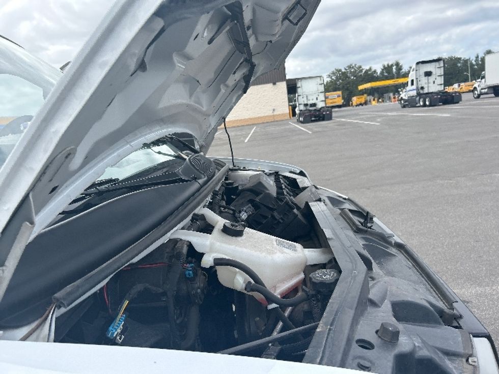 Light Duty Box Truck-Light and Medium Duty Trucks-GMC-2021-Savana G33903-Apopka-FL-116,461\n\t\tmiles-$ 28,750 - Image 22