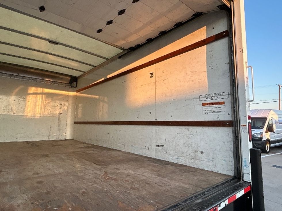 Light Duty Box Truck-Light and Medium Duty Trucks-GMC-2021-Savana G33903-Arlington-TX-102,623\n\t\tmiles-$ 30,000 - Image 11