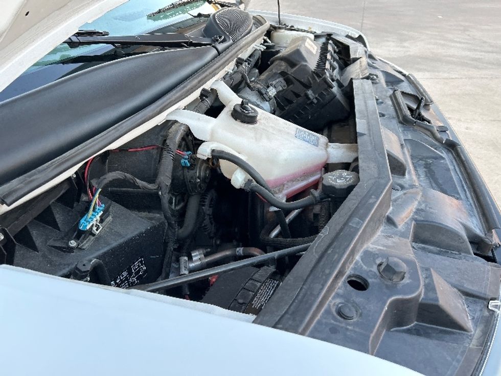 Light Duty Box Truck-Light and Medium Duty Trucks-GMC-2021-Savana G33903-Arlington-TX-102,623\n\t\tmiles-$ 30,000 - Image 22