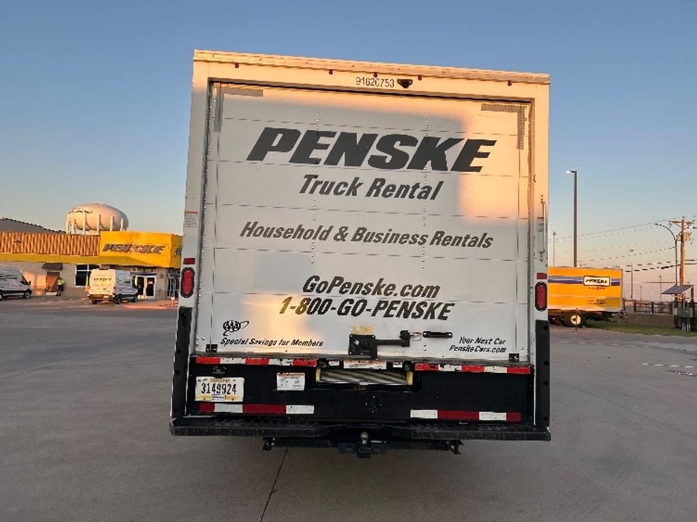 Light Duty Box Truck-Light and Medium Duty Trucks-GMC-2021-Savana G33903-Arlington-TX-102,623\n\t\tmiles-$ 30,000 - Image 7