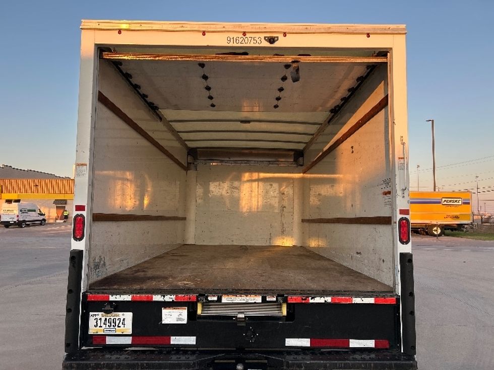 Light Duty Box Truck-Light and Medium Duty Trucks-GMC-2021-Savana G33903-Arlington-TX-102,623\n\t\tmiles-$ 30,000 - Image 8