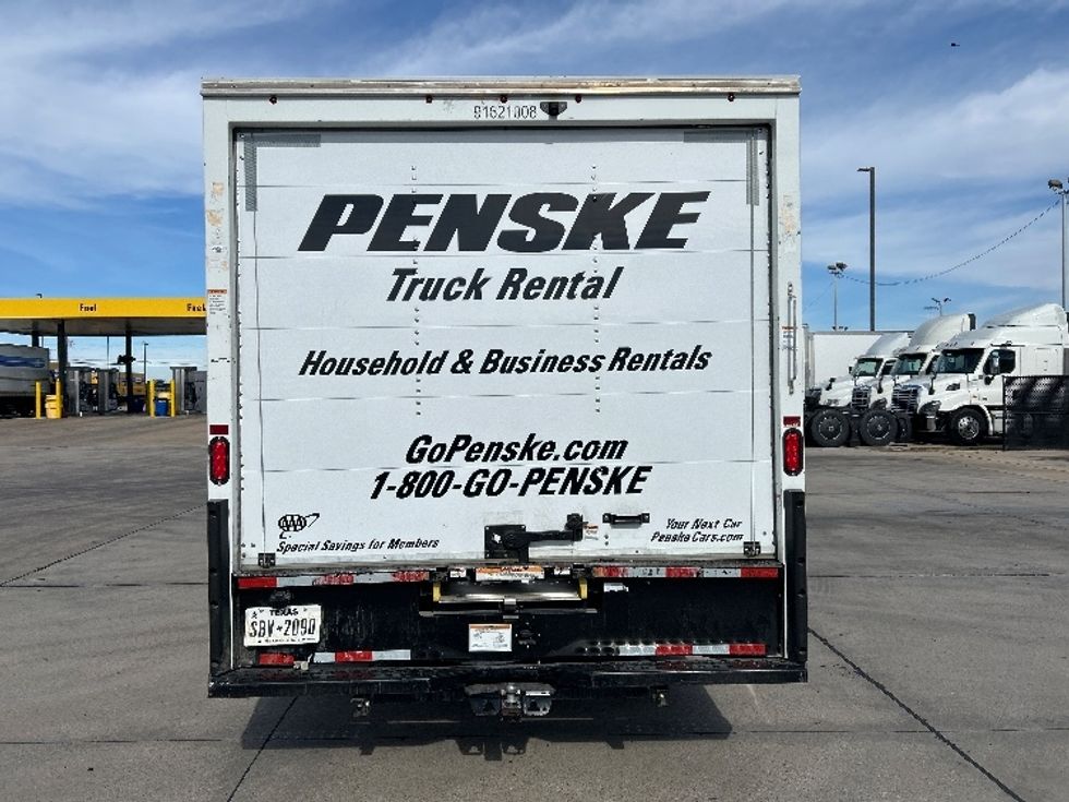 Light Duty Box Truck-Light and Medium Duty Trucks-GMC-2021-Savana G33903-Arlington-TX-83,942\n\t\tmiles-$ 31,250 - Image 7